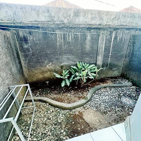 Lembayung Sari Homestay Denpasar Kültér fotó